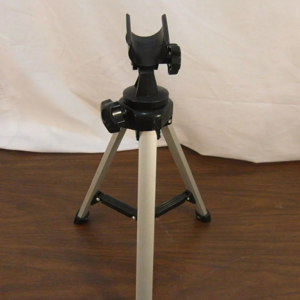 SILVER BLACK PROFESSIONAL CAMERA PHOTOGRAPHER TRIPOD APPROX. 12